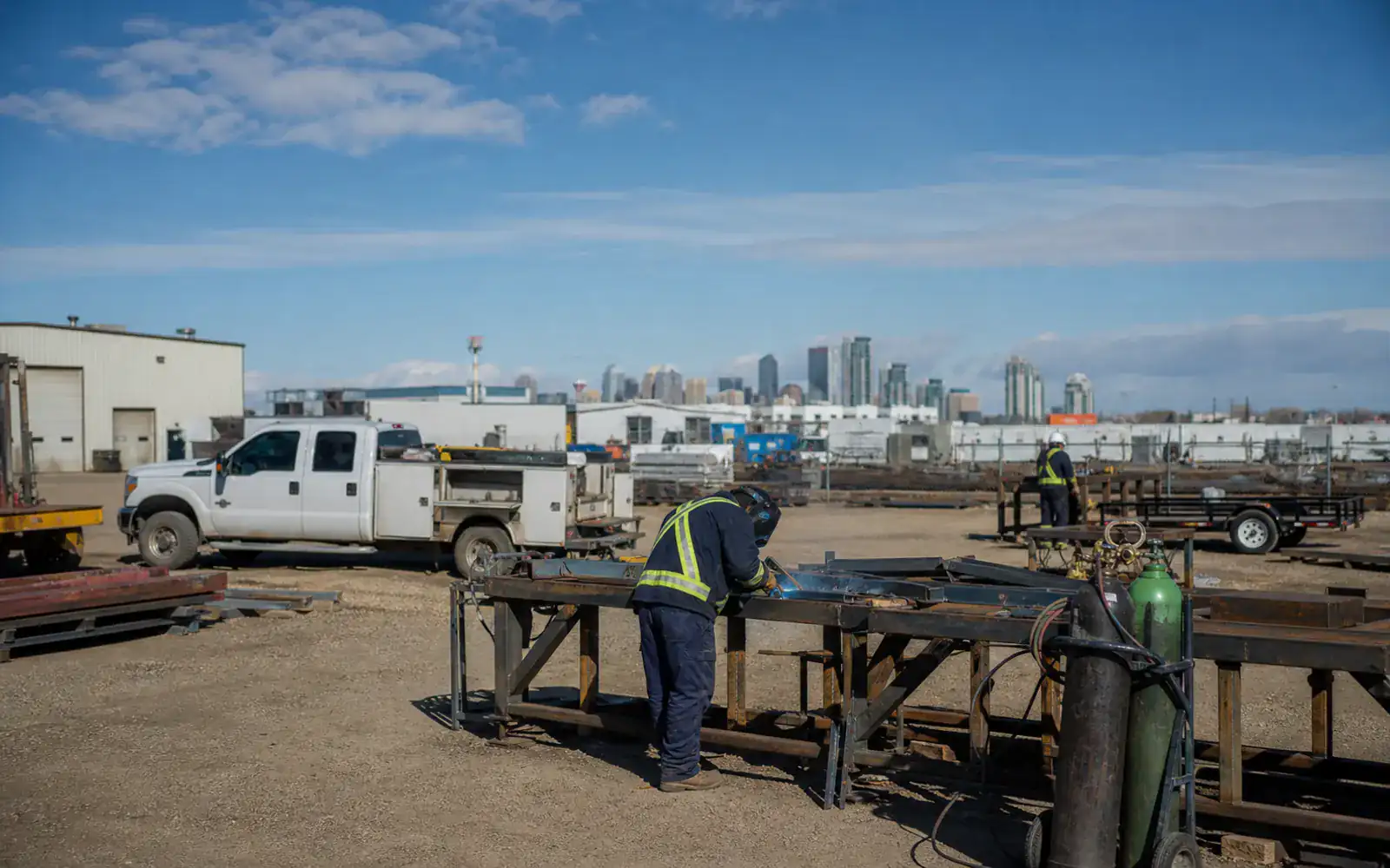 Editorial photo for Alberta supplier-readiness checklist for public and anchor buyers